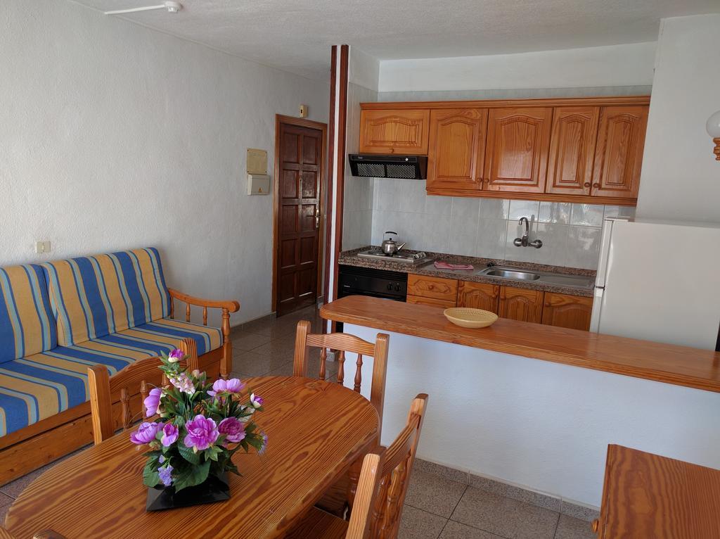 Apartamentos Las Floritas Плая-де-лас-Америкас Экстерьер фото