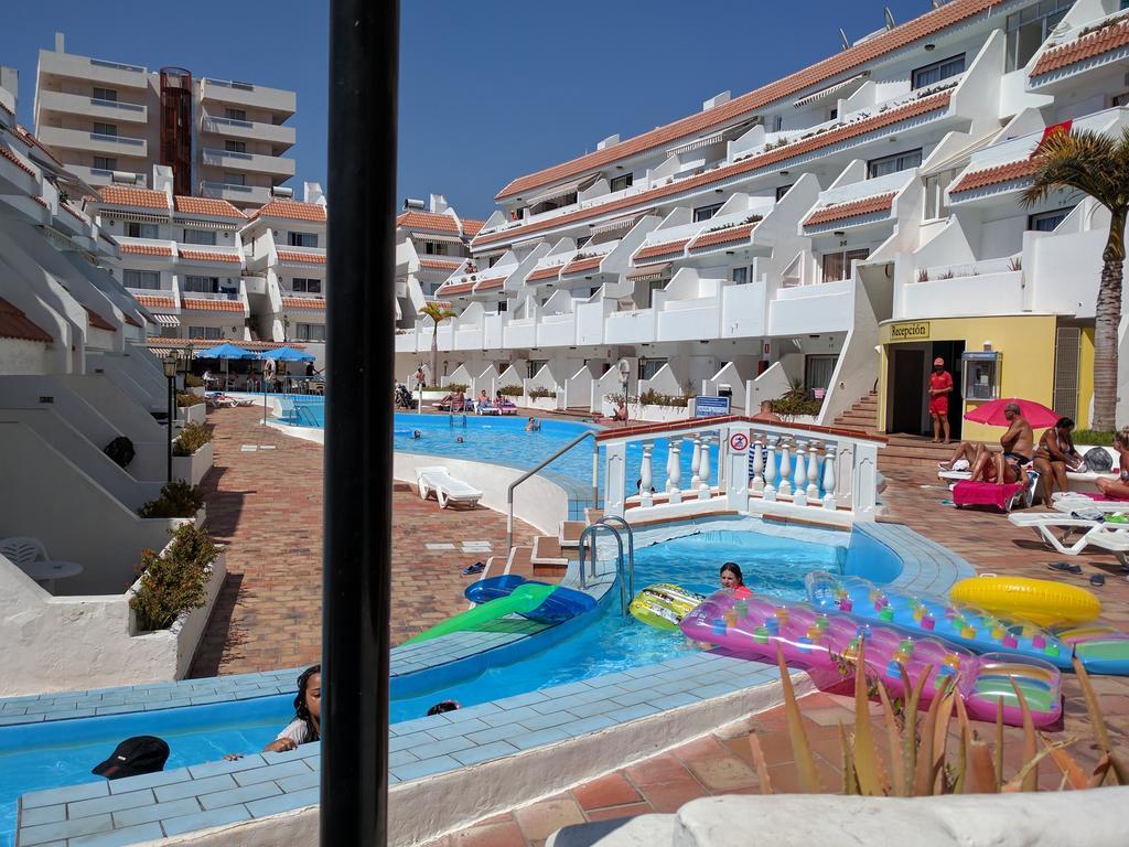 Apartamentos Las Floritas Плая-де-лас-Америкас Экстерьер фото
