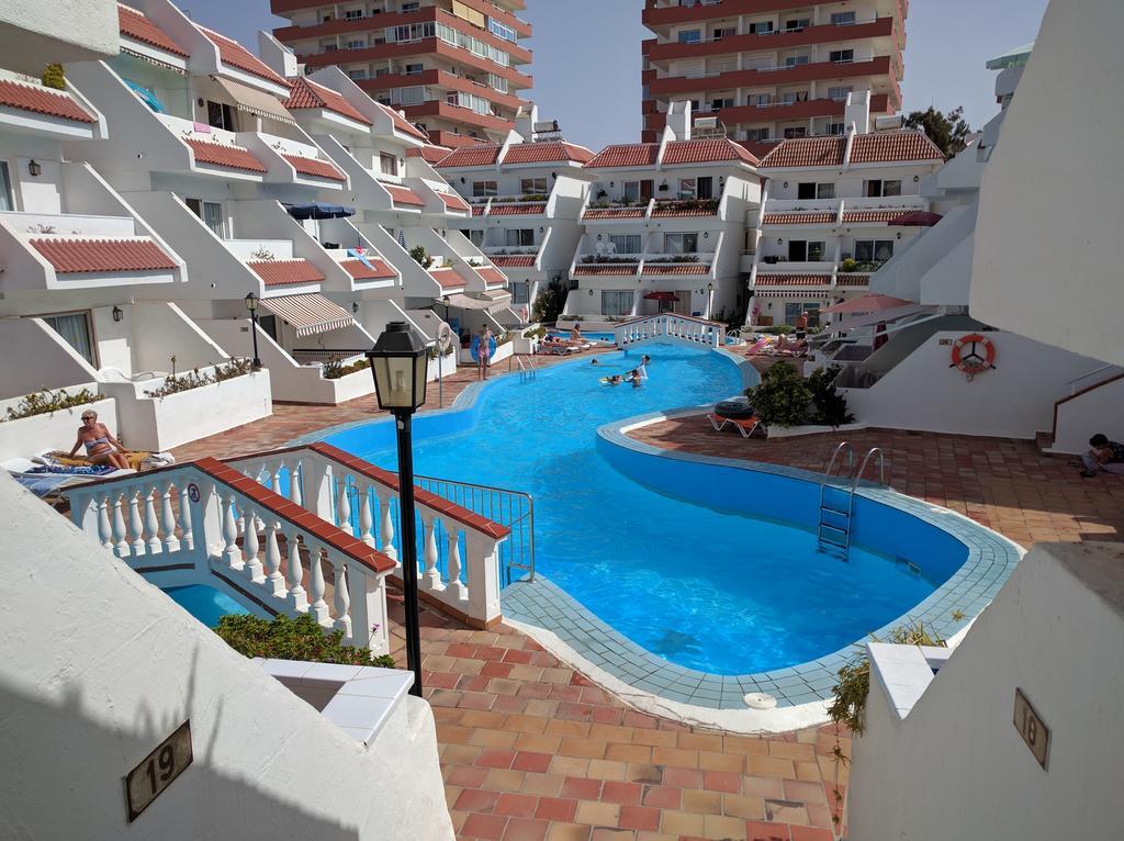 Apartamentos Las Floritas Плая-де-лас-Америкас Экстерьер фото