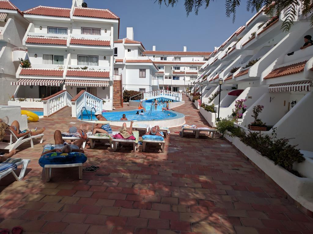 Apartamentos Las Floritas Плая-де-лас-Америкас Экстерьер фото