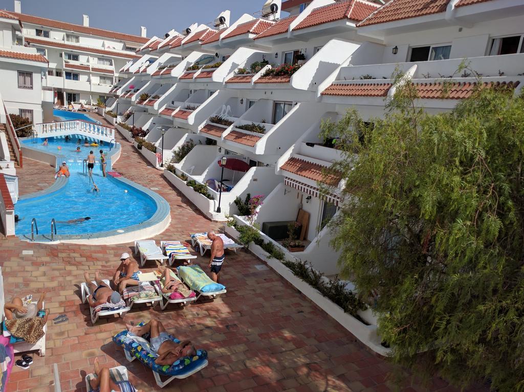 Apartamentos Las Floritas Плая-де-лас-Америкас Экстерьер фото